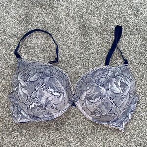 Victoria’s Secret bra